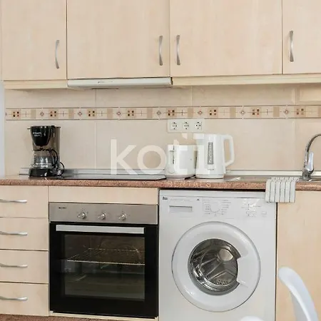 Koti - The Corner Apartment